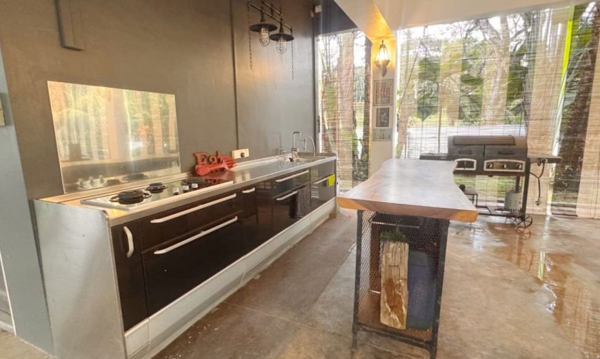 Leisure Farm Resort – 2 Storey Bungalow House – FOR SALE