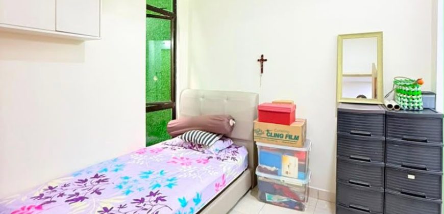 Taman Laguna – 2 Storey Superlink House – FOR SALE