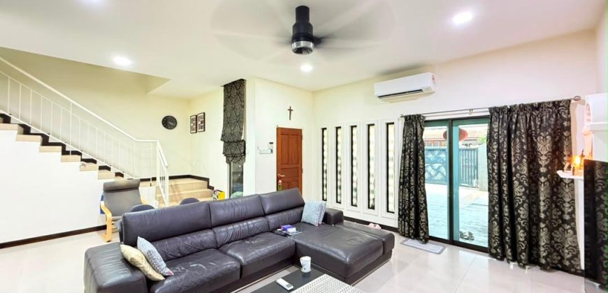 Taman Laguna – 2 Storey Superlink House – FOR SALE