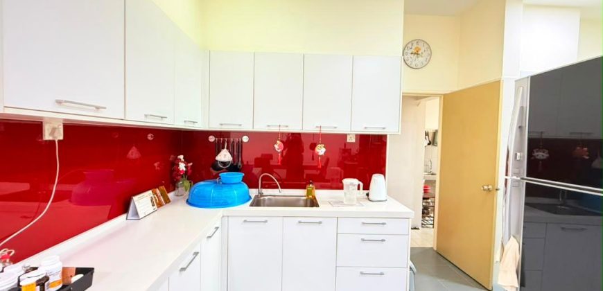 Taman Laguna – 2 Storey Superlink House – FOR SALE