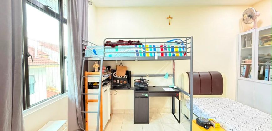 Taman Laguna – 2 Storey Superlink House – FOR SALE