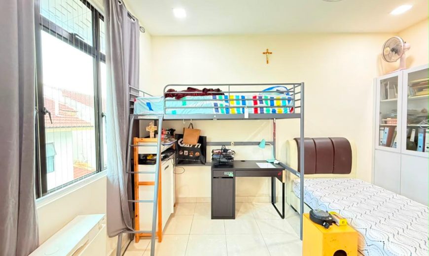 Taman Laguna – 2 Storey Superlink House – FOR SALE
