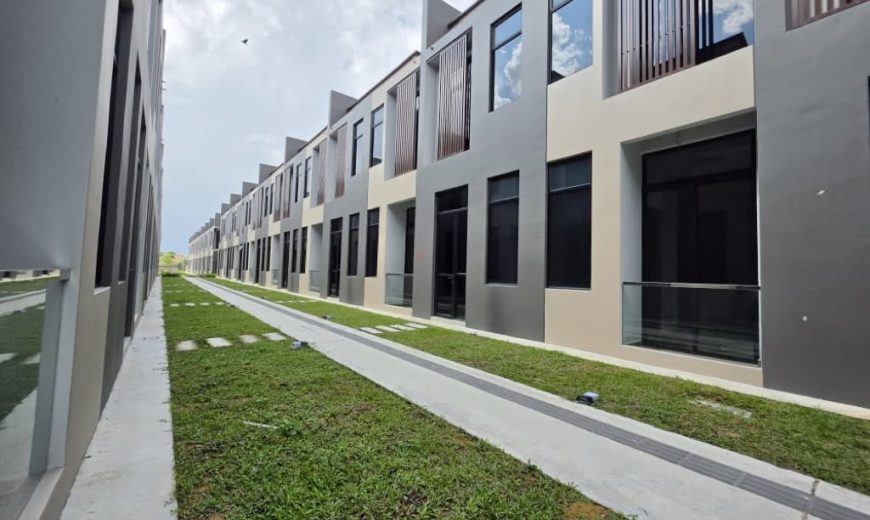 Aurora Resort Villas @ Iskandar Puteri – 2 Storey Superlink House – FOR SALE