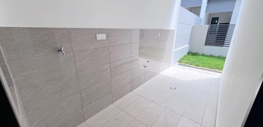 Honeydale Residence @ Impian Emas – 2 Storey Cluster House – FOR SALE
