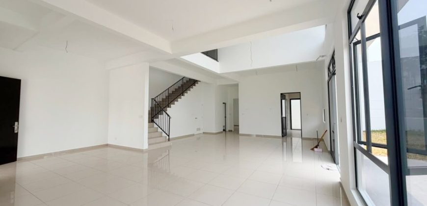 Horizon Hills – 3 Storey Corner Cluster House – FOR SALE