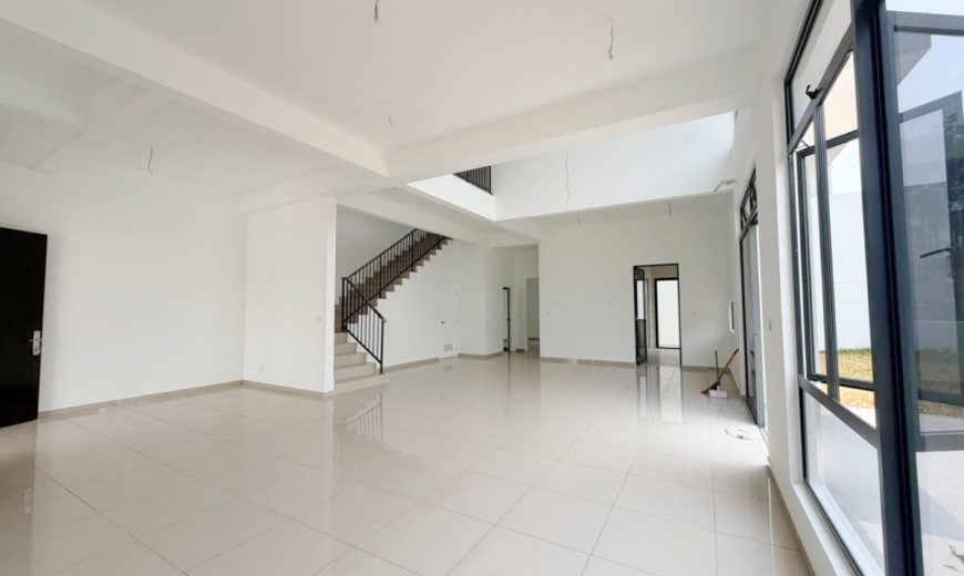 Horizon Hills – 3 Storey Corner Cluster House – FOR SALE