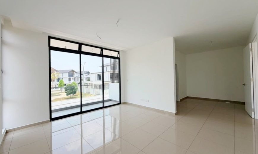 Horizon Hills – 3 Storey Corner Cluster House – FOR SALE