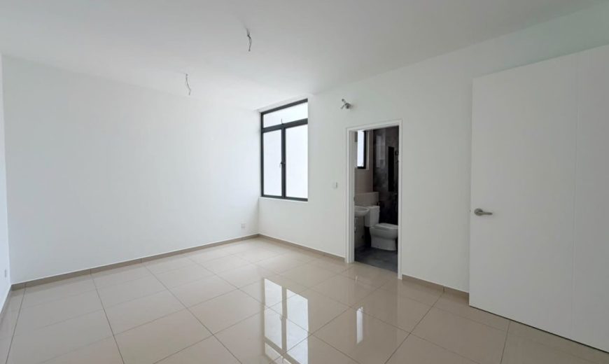 Horizon Hills – 3 Storey Corner Cluster House – FOR SALE
