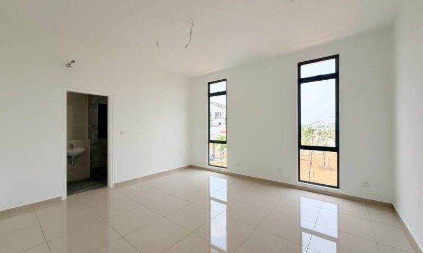 Horizon Hills – 3 Storey Corner Cluster House – FOR SALE