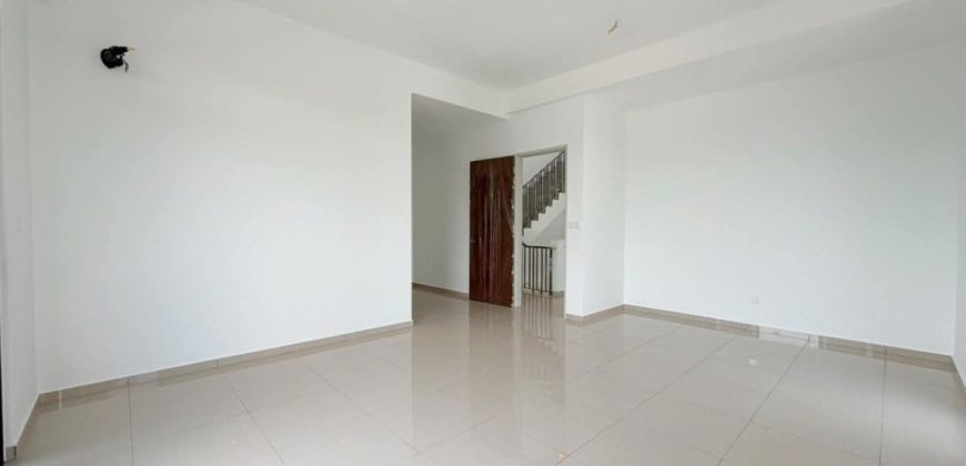 Horizon Hills – 3 Storey Cluster House – FOR SALE