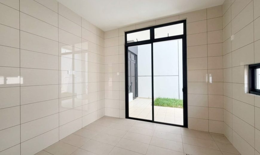 Horizon Hills – 3 Storey Cluster House – FOR SALE