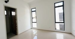 Horizon Hills – 3 Storey Cluster House – FOR SALE