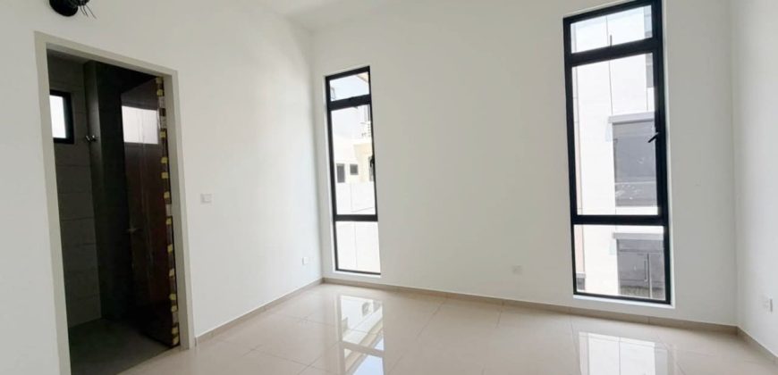 Horizon Hills – 3 Storey Cluster House – FOR SALE