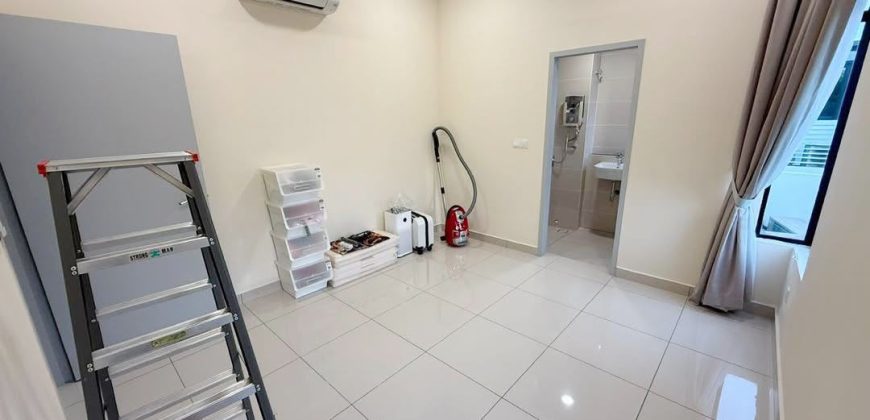 Horizon Hills – 2 Storey Corner Superlink House – FOR SALE
