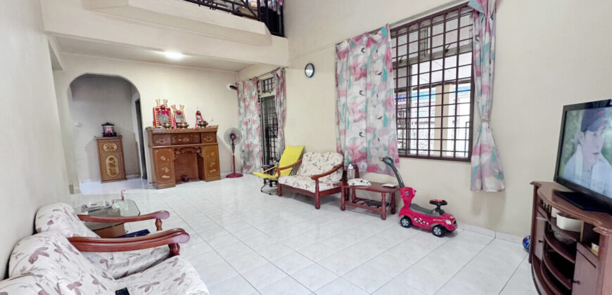Taman Megah Ria – 1.5 Storey Semi Detached House – FOR SALE