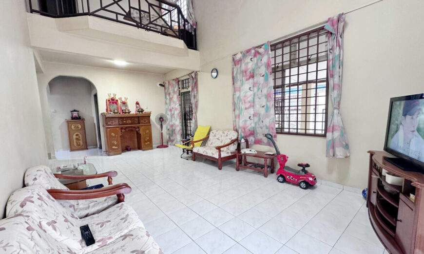 Taman Megah Ria – 1.5 Storey Semi Detached House – FOR SALE