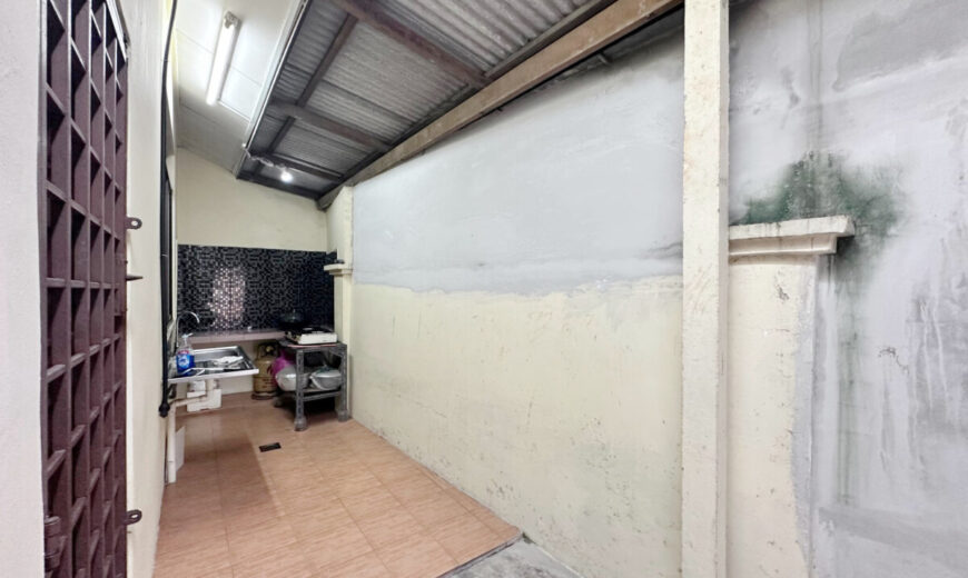 Taman Megah Ria – 1.5 Storey Semi Detached House – FOR SALE