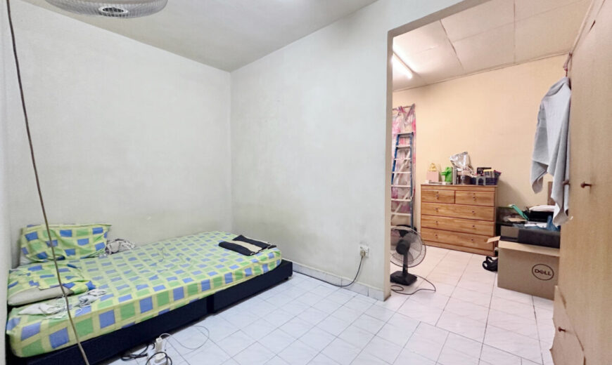 Taman Megah Ria – 1.5 Storey Semi Detached House – FOR SALE