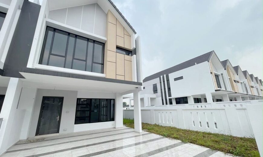 Taman Desa Tebrau – 2 Storey End Lot Terrace House – FOR SALE