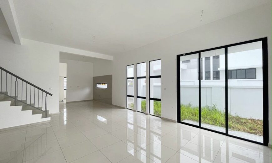 Taman Desa Tebrau – 2 Storey End Lot Terrace House – FOR SALE