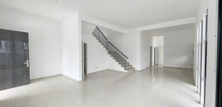 Taman Desa Tebrau – 2 Storey End Lot Terrace House – FOR SALE