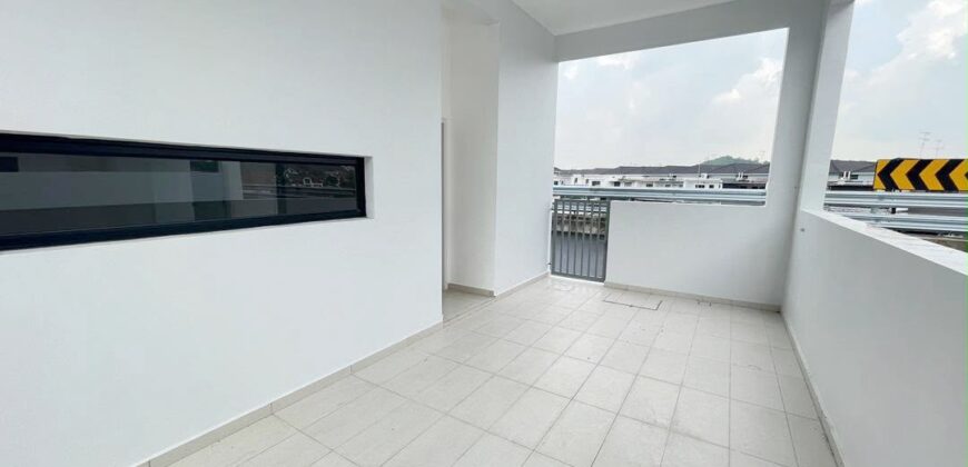 Taman Desa Tebrau – 2 Storey End Lot Terrace House – FOR SALE