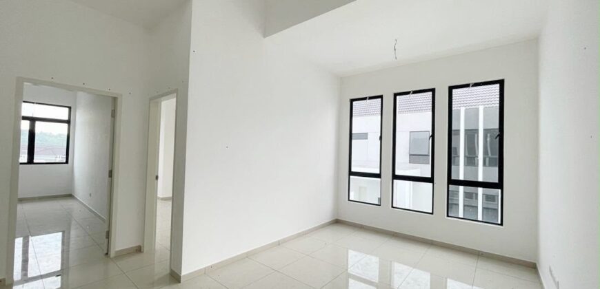 Taman Desa Tebrau – 2 Storey End Lot Terrace House – FOR SALE